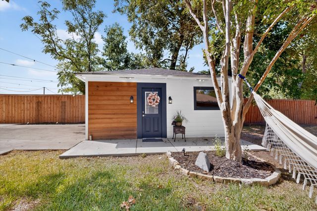 429 S Walker Street, Mesquite, TX 75149