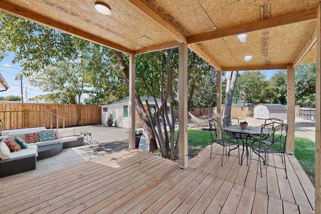 429 S Walker Street, Mesquite, TX 75149
