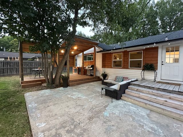 429 S Walker Street, Mesquite, TX 75149