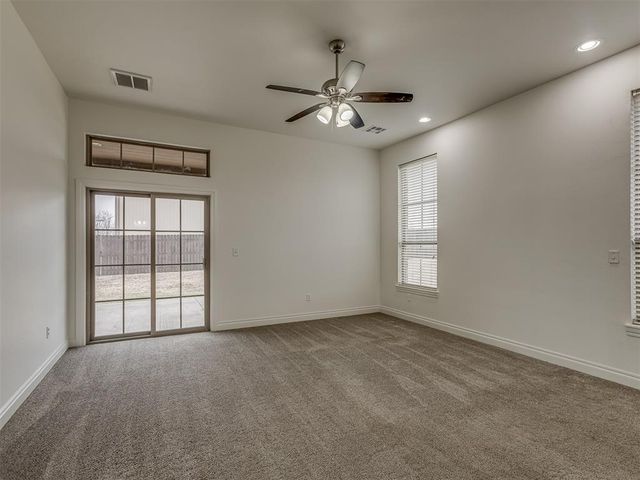 304 Remuda East Street, Yukon, OK 73099