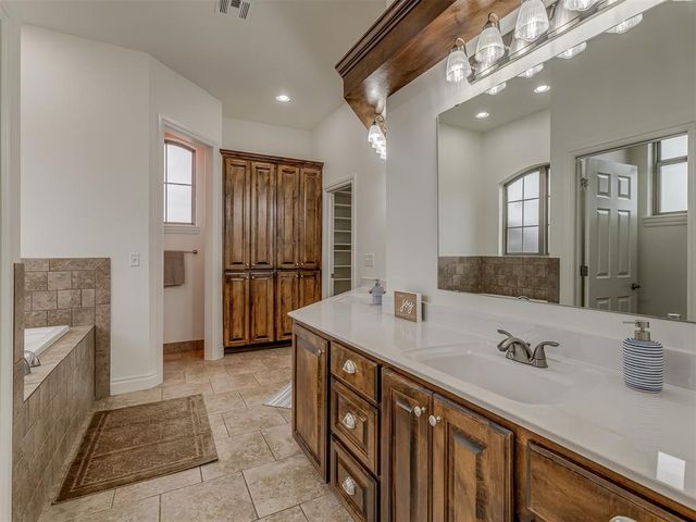 304 Remuda East Street, Yukon, OK 73099