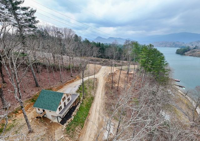 153 Betty Sue Deyton Road, Robbinsville, NC 28771