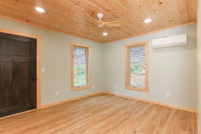 153 Betty Sue Deyton Road, Robbinsville, NC 28771