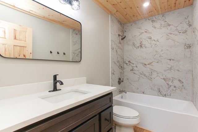 153 Betty Sue Deyton Road, Robbinsville, NC 28771