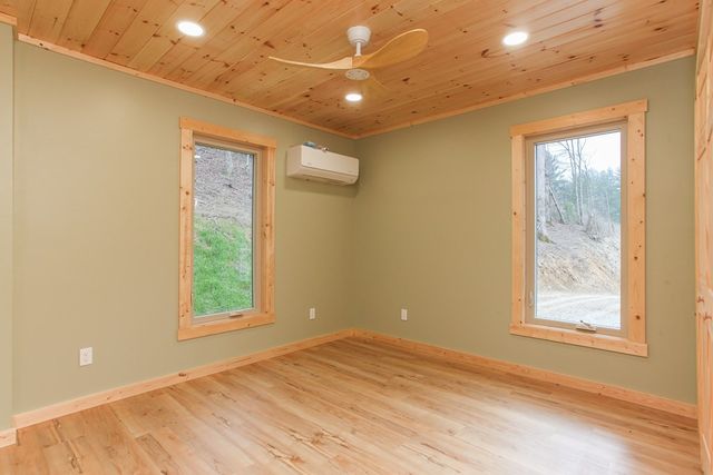 153 Betty Sue Deyton Road, Robbinsville, NC 28771