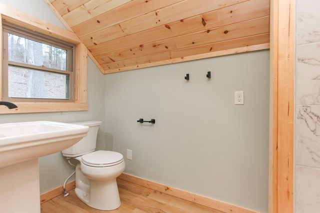 153 Betty Sue Deyton Road, Robbinsville, NC 28771