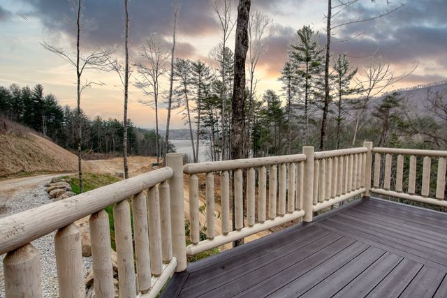 153 Betty Sue Deyton Road, Robbinsville, NC 28771