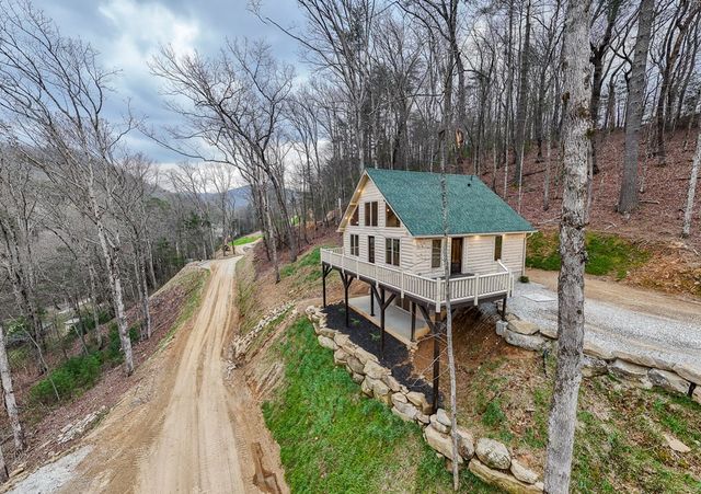153 Betty Sue Deyton Road, Robbinsville, NC 28771