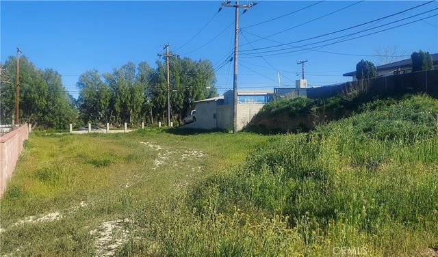 5 st E Avenue R, Palmdale, CA 93550