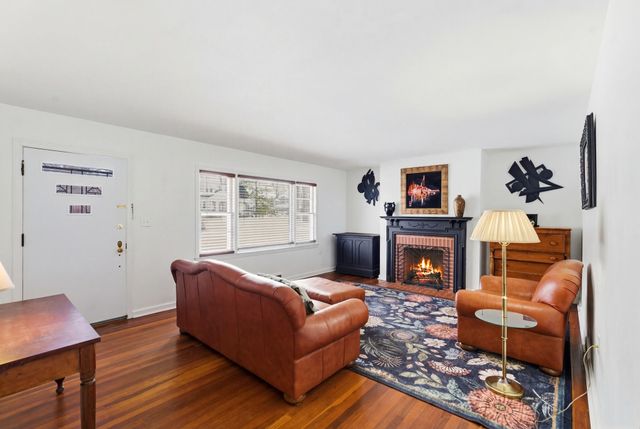 292 Rosemont Garden, Lexington, KY 40503