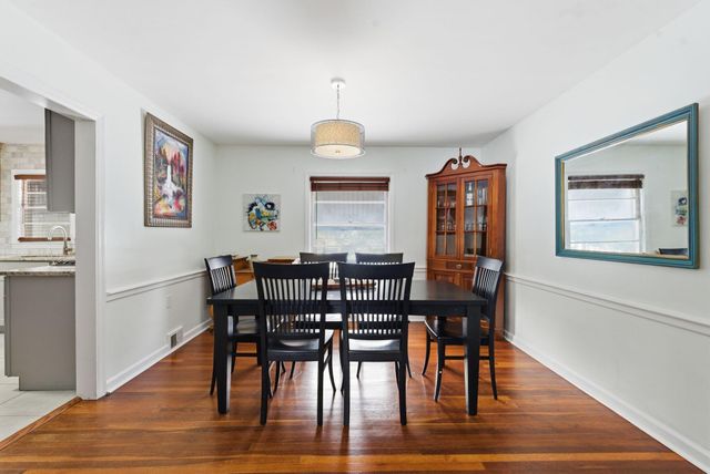 292 Rosemont Garden, Lexington, KY 40503