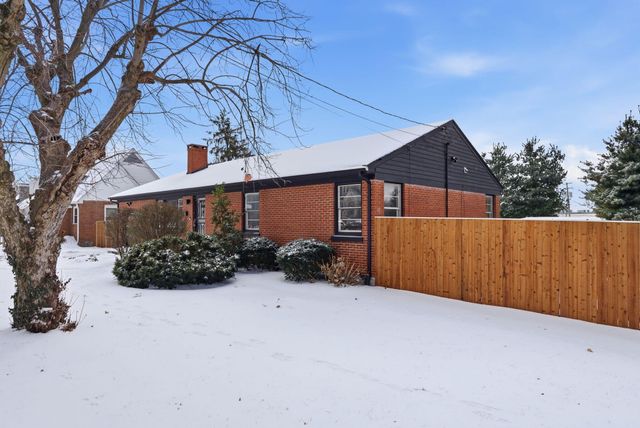 292 Rosemont Garden, Lexington, KY 40503