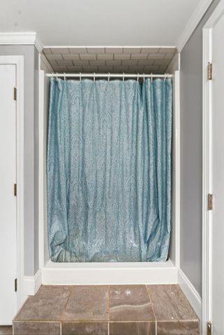 292 Rosemont Garden, Lexington, KY 40503