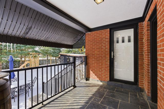 292 Rosemont Garden, Lexington, KY 40503