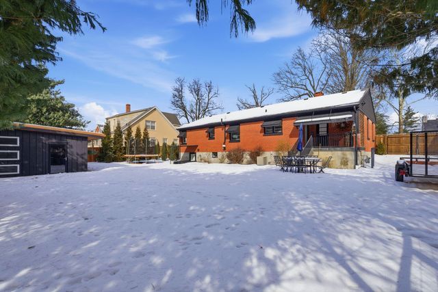 292 Rosemont Garden, Lexington, KY 40503