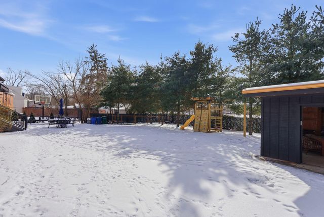 292 Rosemont Garden, Lexington, KY 40503