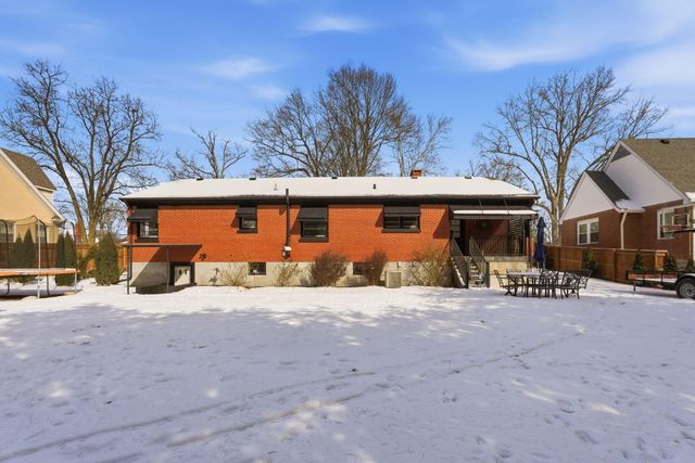 292 Rosemont Garden, Lexington, KY 40503