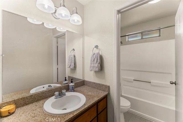 2055 Amanda Way 40, Chico, CA 95928