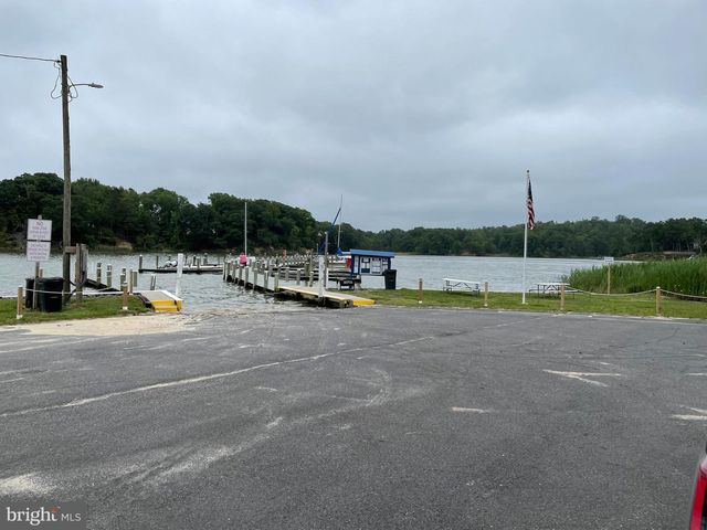 BAY POINTE DR, Montross, VA 22520