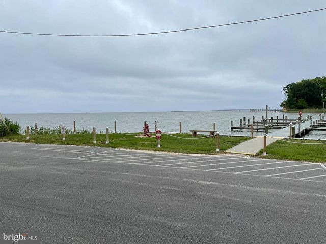 BAY POINTE DR, Montross, VA 22520