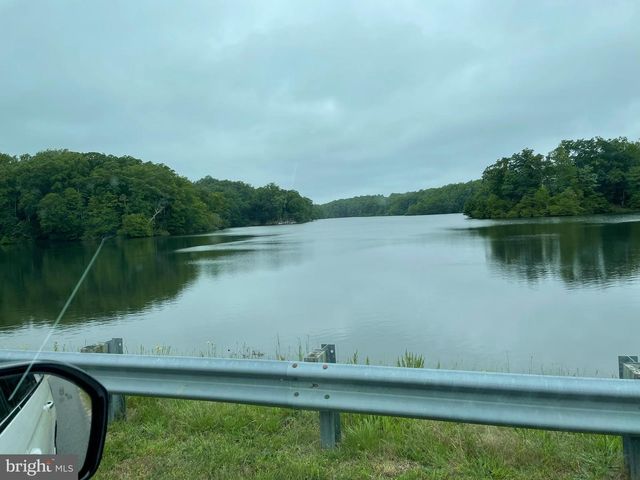 BAY POINTE DR, Montross, VA 22520