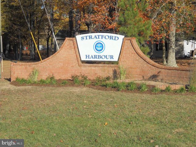 BAY POINTE DR, Montross, VA 22520