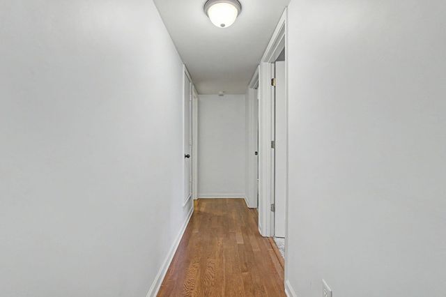 210 S McLean Blvd Apt 8, Memphis, TN 38104