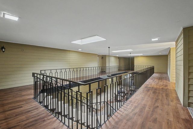 210 S McLean Blvd Apt 8, Memphis, TN 38104