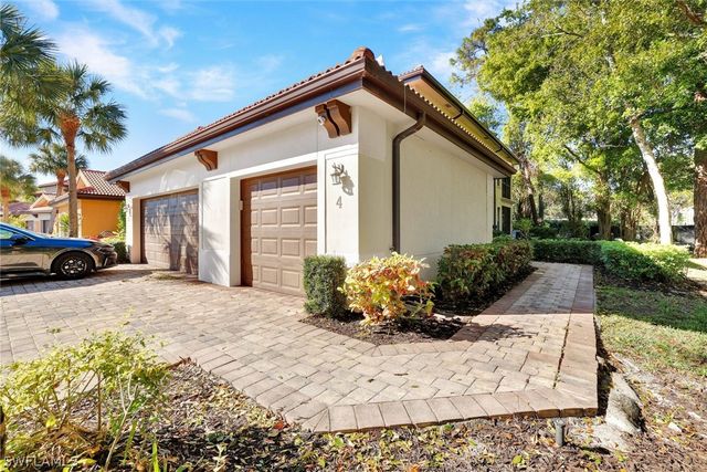 1338 Corso Palermo CT 2404, Naples, FL 34105