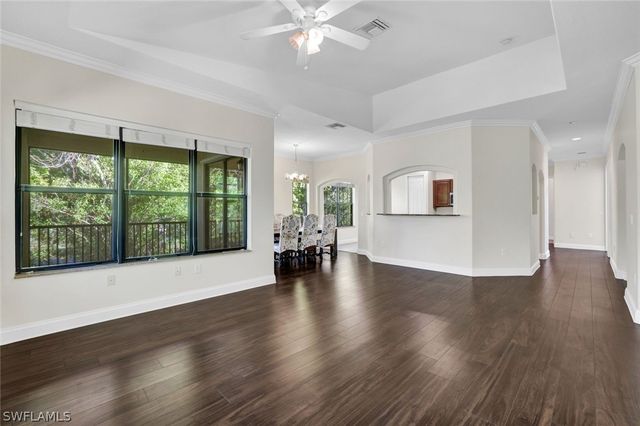 1338 Corso Palermo CT 2404, Naples, FL 34105