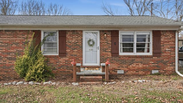 835 Ardmore Hwy, Taft, TN 38488