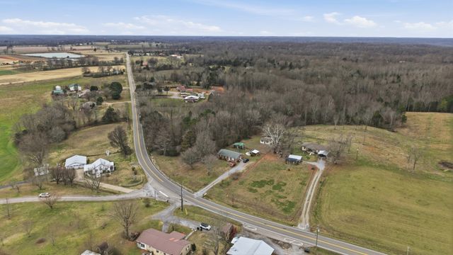 835 Ardmore Hwy, Taft, TN 38488