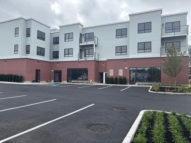 1391 Main Street 202, Walpole, MA 02081