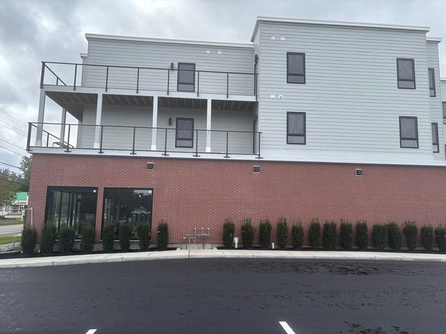 1391 Main Street 202, Walpole, MA 02081