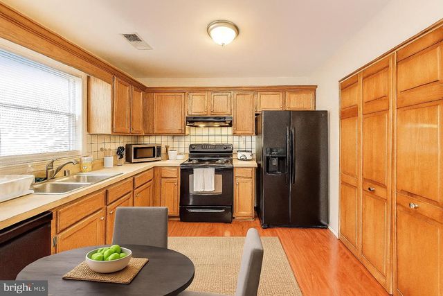 3975 WINTERGREEN PL, Waldorf, MD 20602