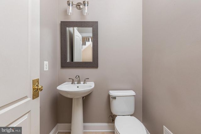 5404 EMMYS MILL CT, Haymarket, VA 20169