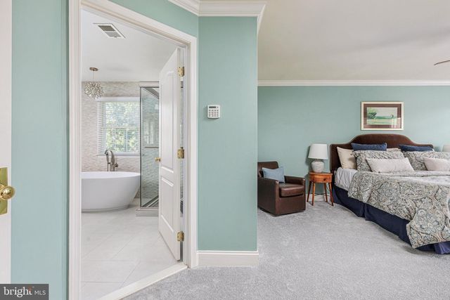 5404 EMMYS MILL CT, Haymarket, VA 20169