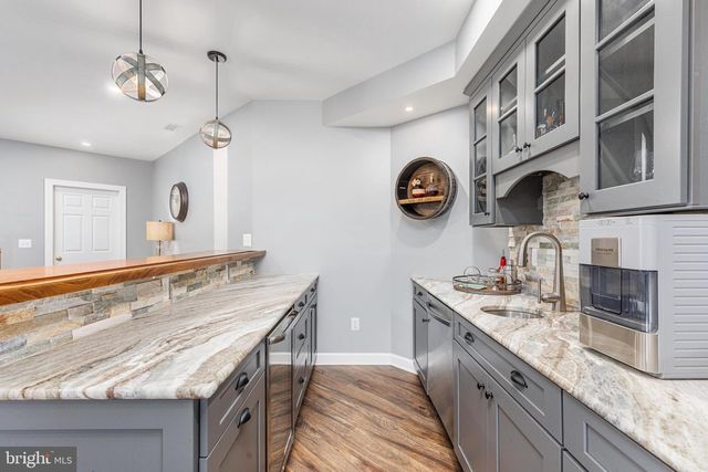 5404 EMMYS MILL CT, Haymarket, VA 20169