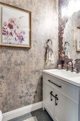 1116 Autumnwood Drive, Azle, TX 76020