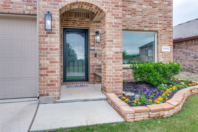1116 Autumnwood Drive, Azle, TX 76020