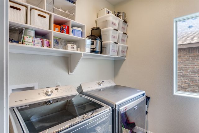 1116 Autumnwood Drive, Azle, TX 76020