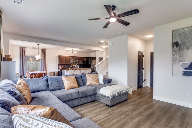 1116 Autumnwood Drive, Azle, TX 76020