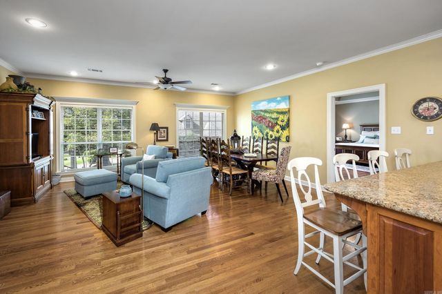 128 Osage Drive, Maumelle, AR 72113