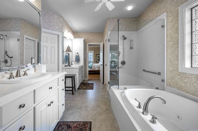 128 Osage Drive, Maumelle, AR 72113