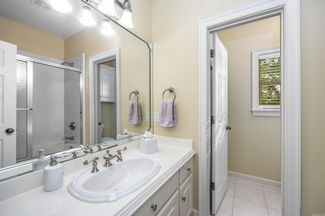 128 Osage Drive, Maumelle, AR 72113