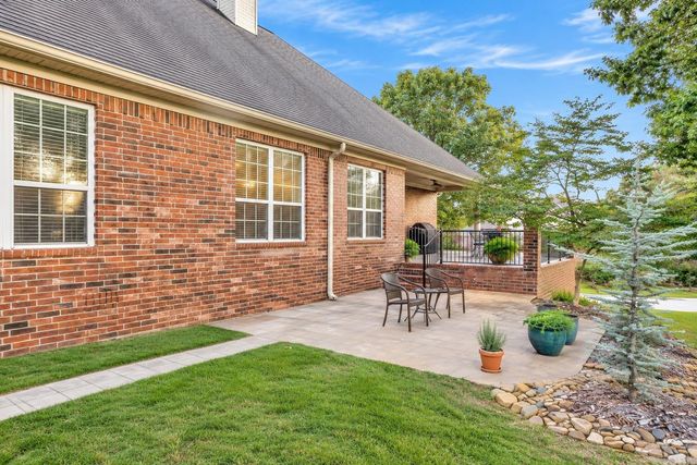 128 Osage Drive, Maumelle, AR 72113