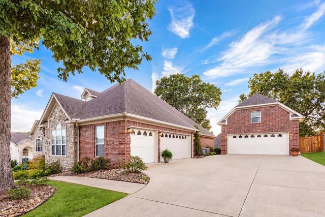 128 Osage Drive, Maumelle, AR 72113