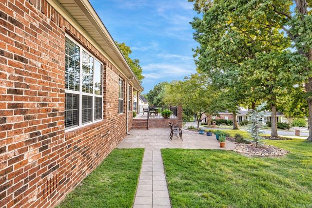 128 Osage Drive, Maumelle, AR 72113