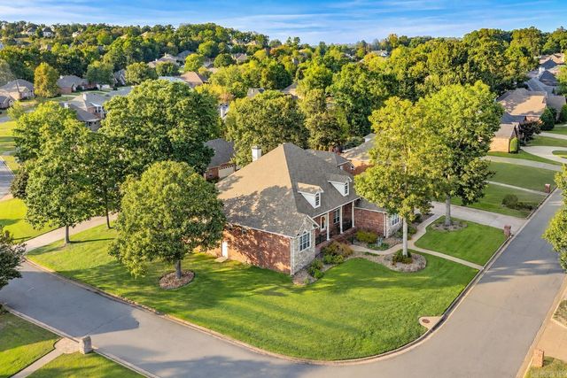 128 Osage Drive, Maumelle, AR 72113