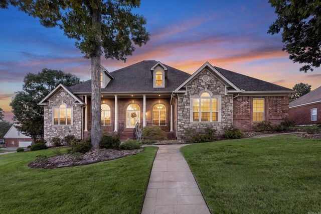 128 Osage Drive, Maumelle, AR 72113